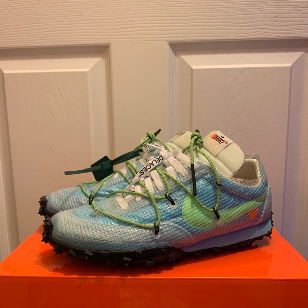 Women’s Nike Off-White Racer